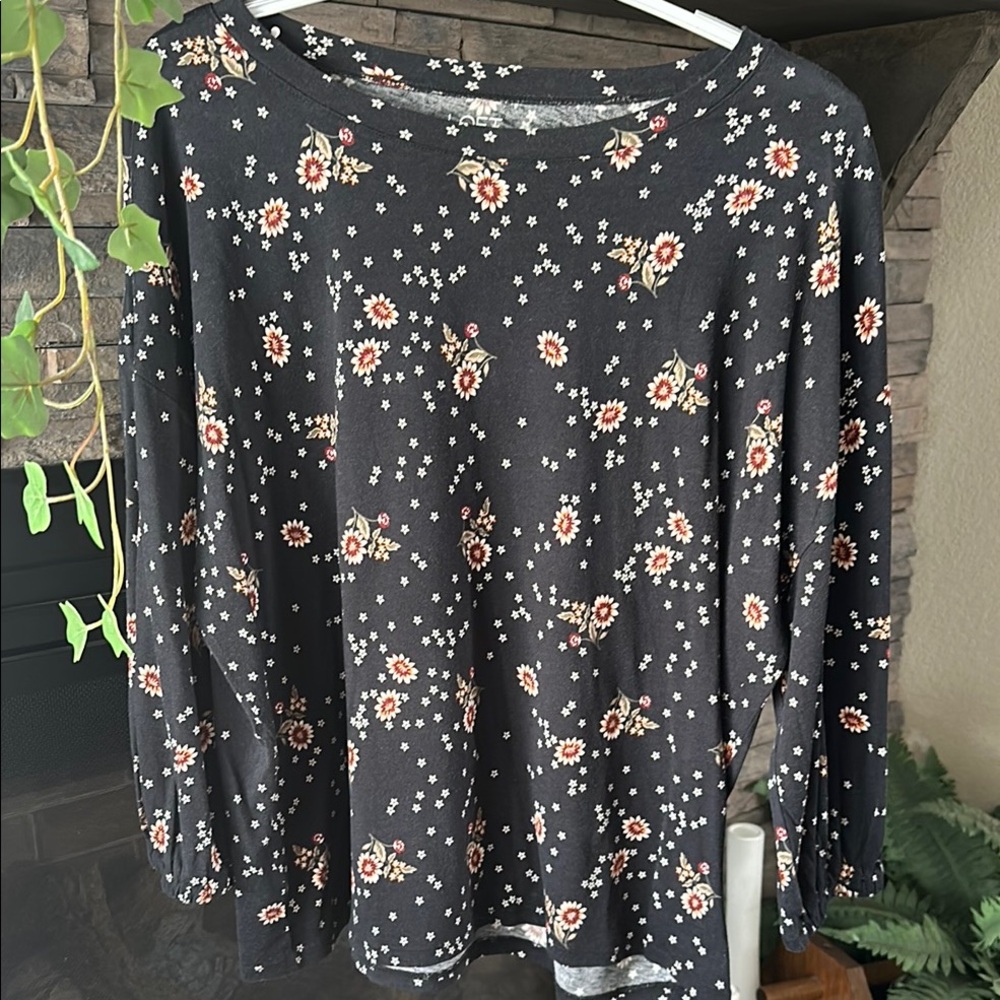 Loft Floral Black Women's Top